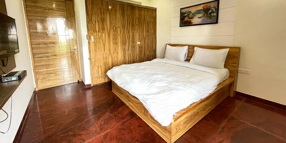 Bedroom In Service Apartment in Whitefields Bangalore