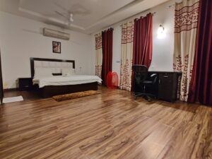 1BHK Serviced Apartments in Saket