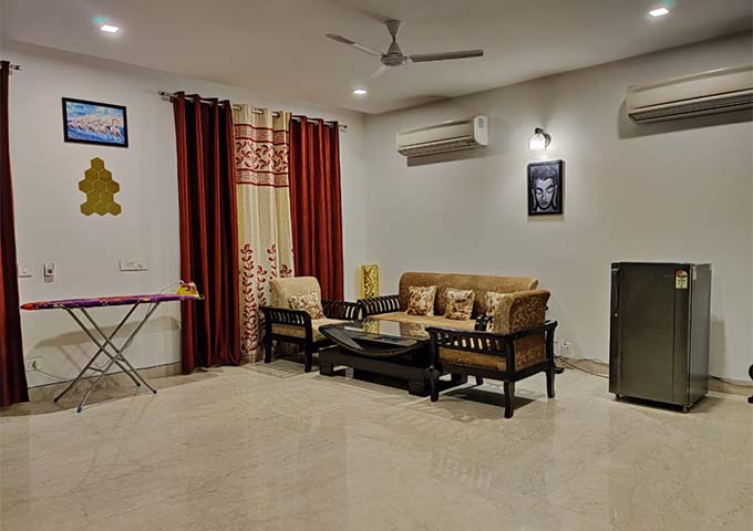 ahmedabad service apartments